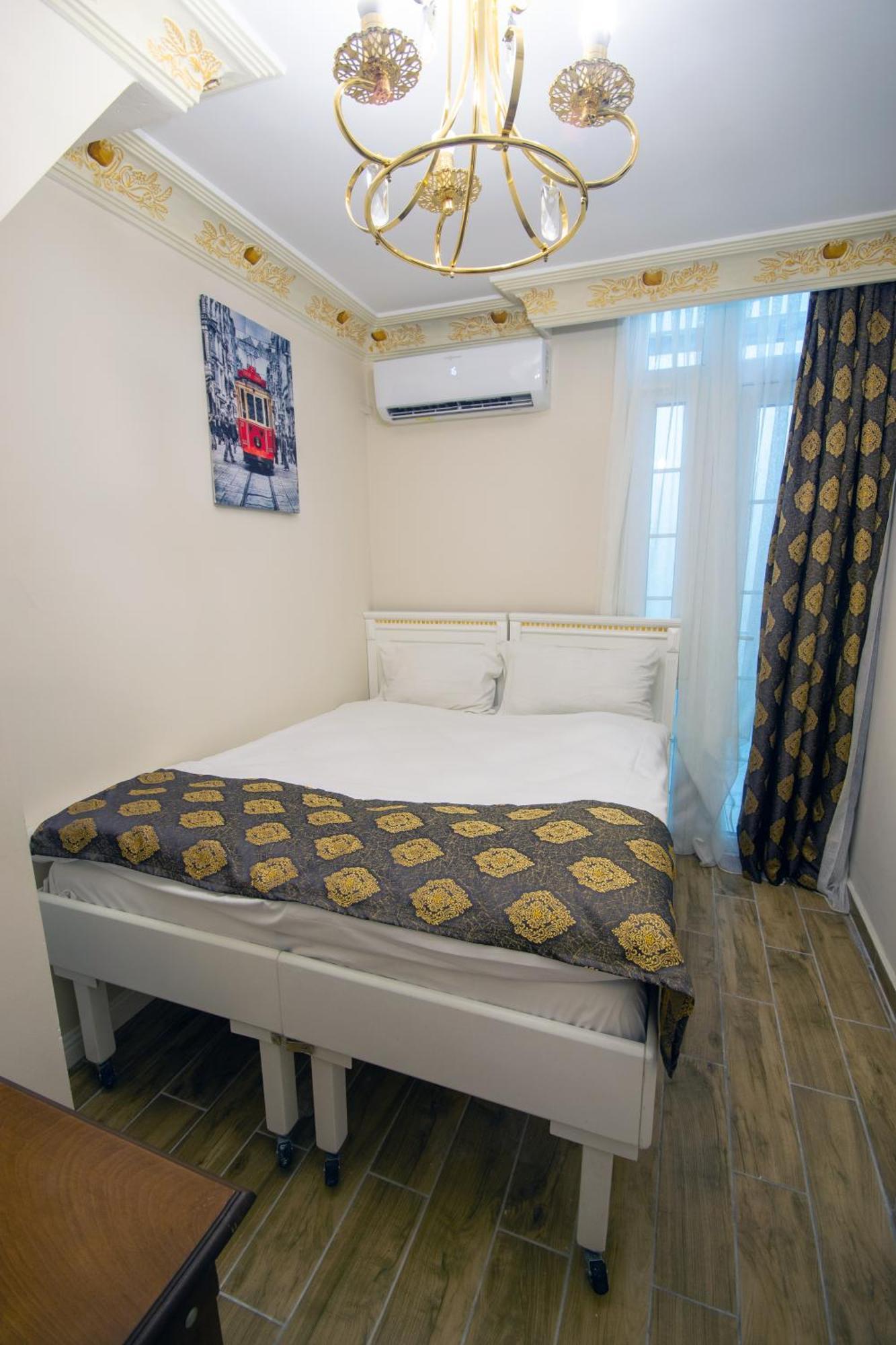 Iq Hotel Beyoglu Istanboel Buitenkant foto