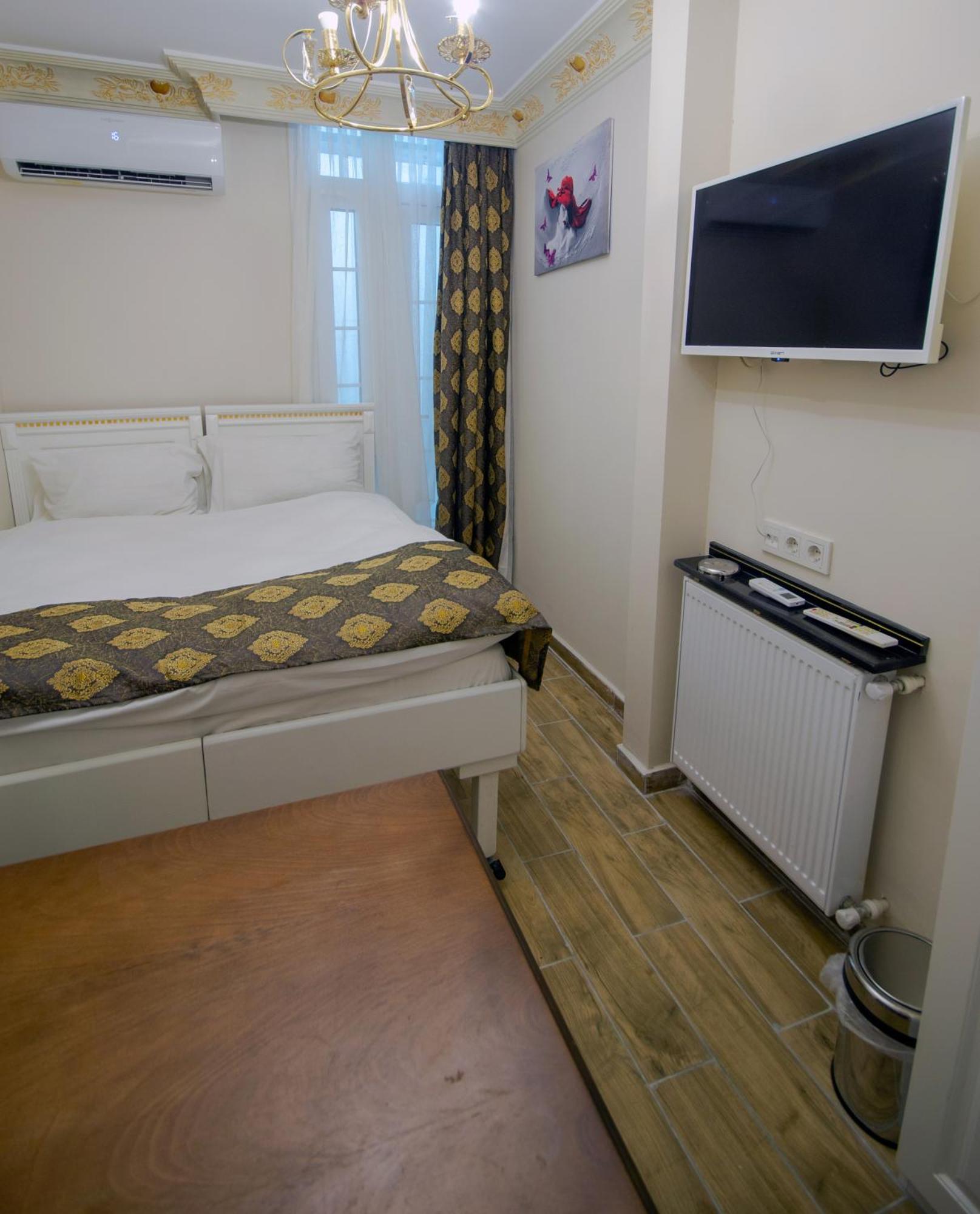 Iq Hotel Beyoglu Istanboel Buitenkant foto