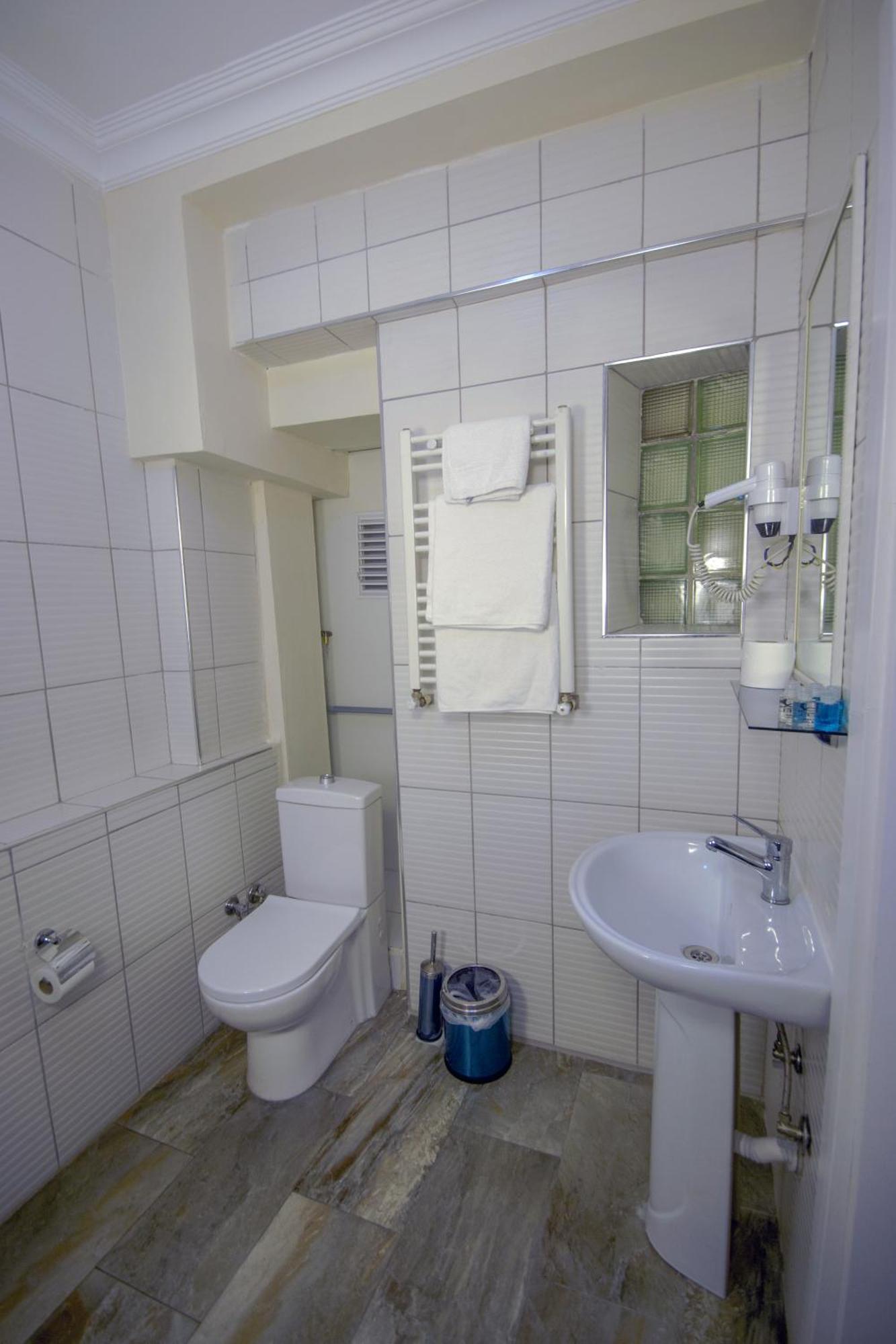 Iq Hotel Beyoglu Istanboel Buitenkant foto