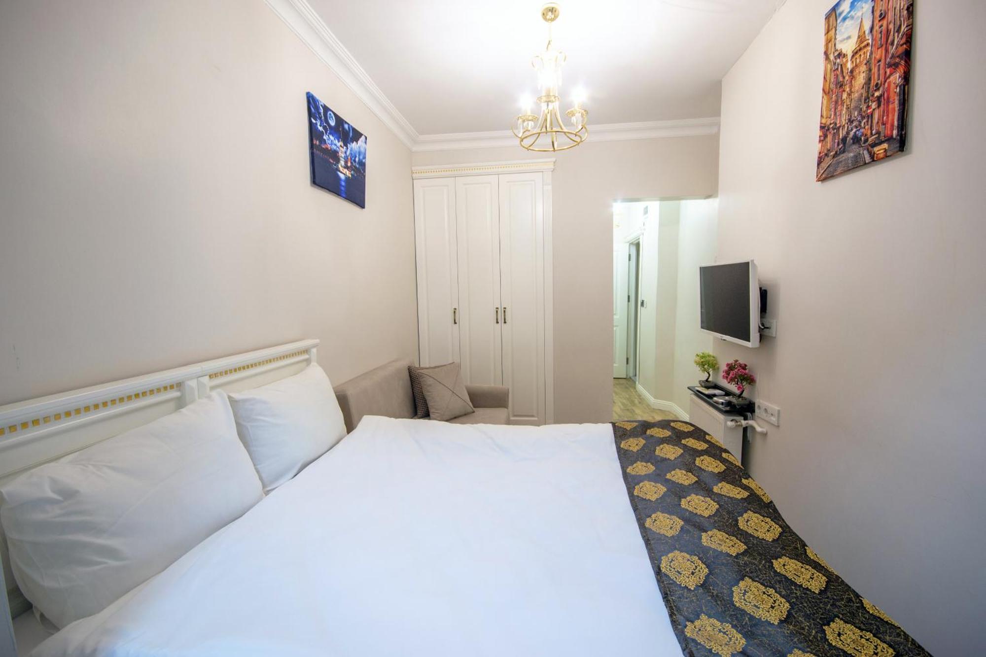 Iq Hotel Beyoglu Istanboel Buitenkant foto