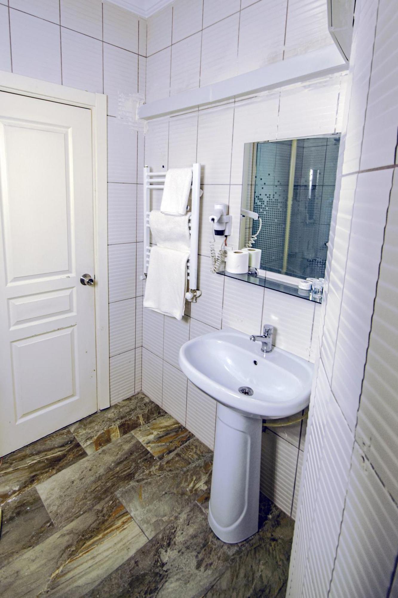 Iq Hotel Beyoglu Istanboel Buitenkant foto