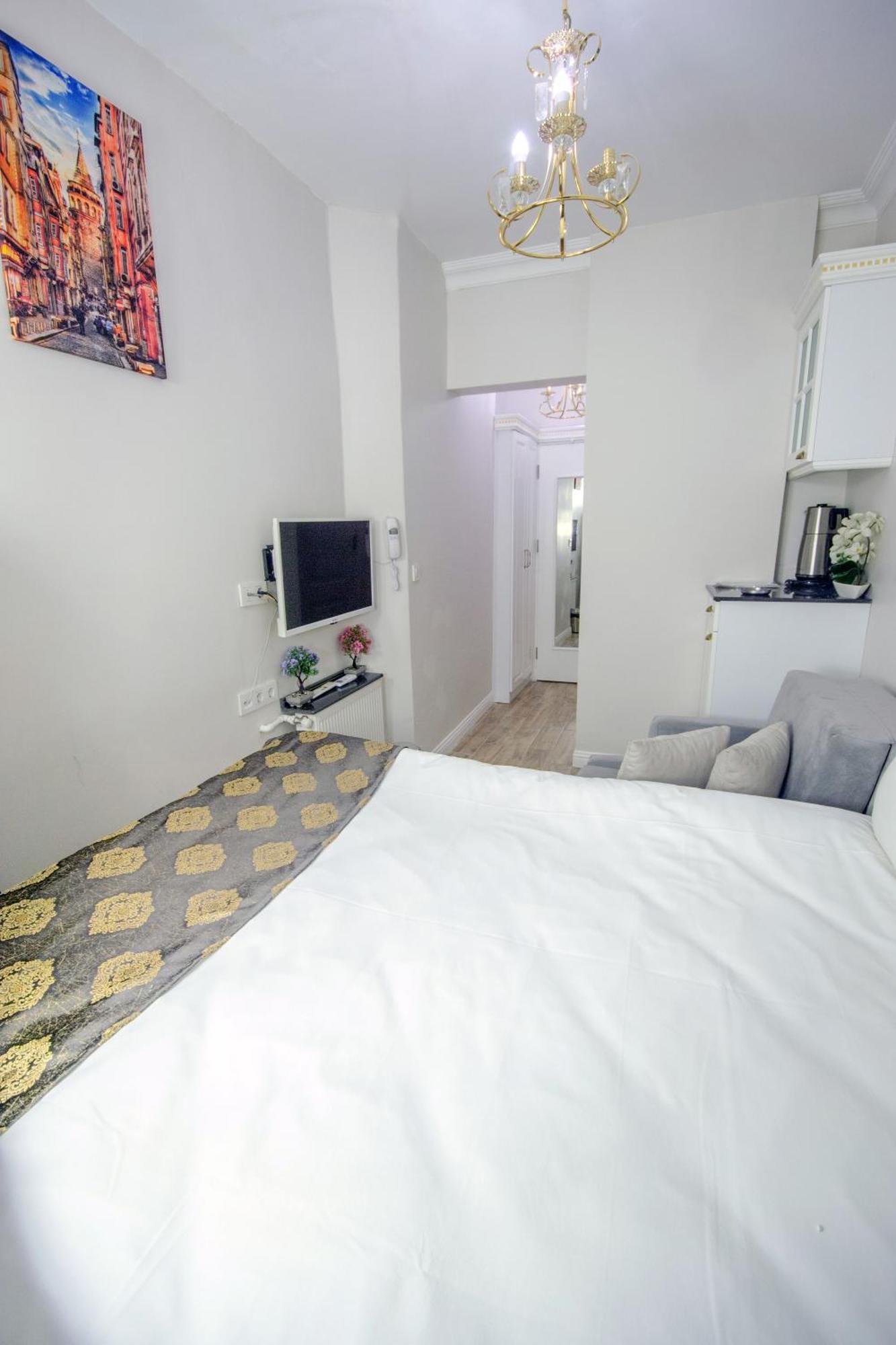 Iq Hotel Beyoglu Istanboel Buitenkant foto