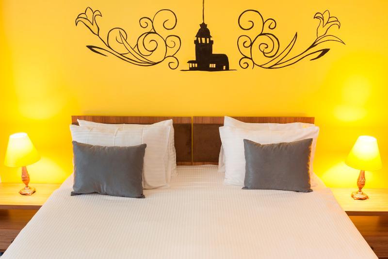 Iq Hotel Beyoglu Istanboel Buitenkant foto