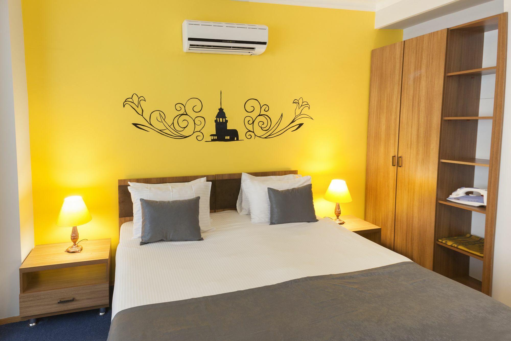 Iq Hotel Beyoglu Istanboel Buitenkant foto